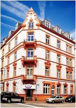 Szálloda Columbus 3*