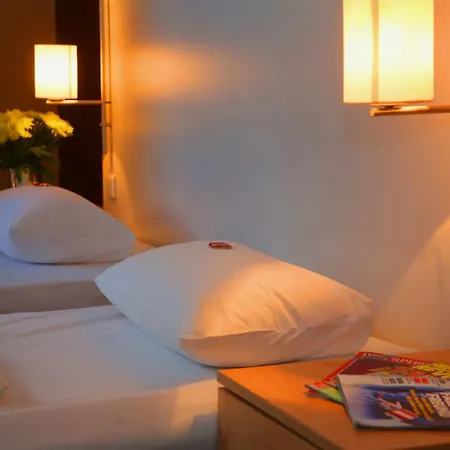 Columbus Hotel 3*