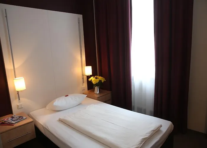 Columbus Hotel 3*