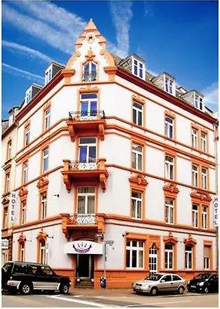 Hotel Columbus 3*